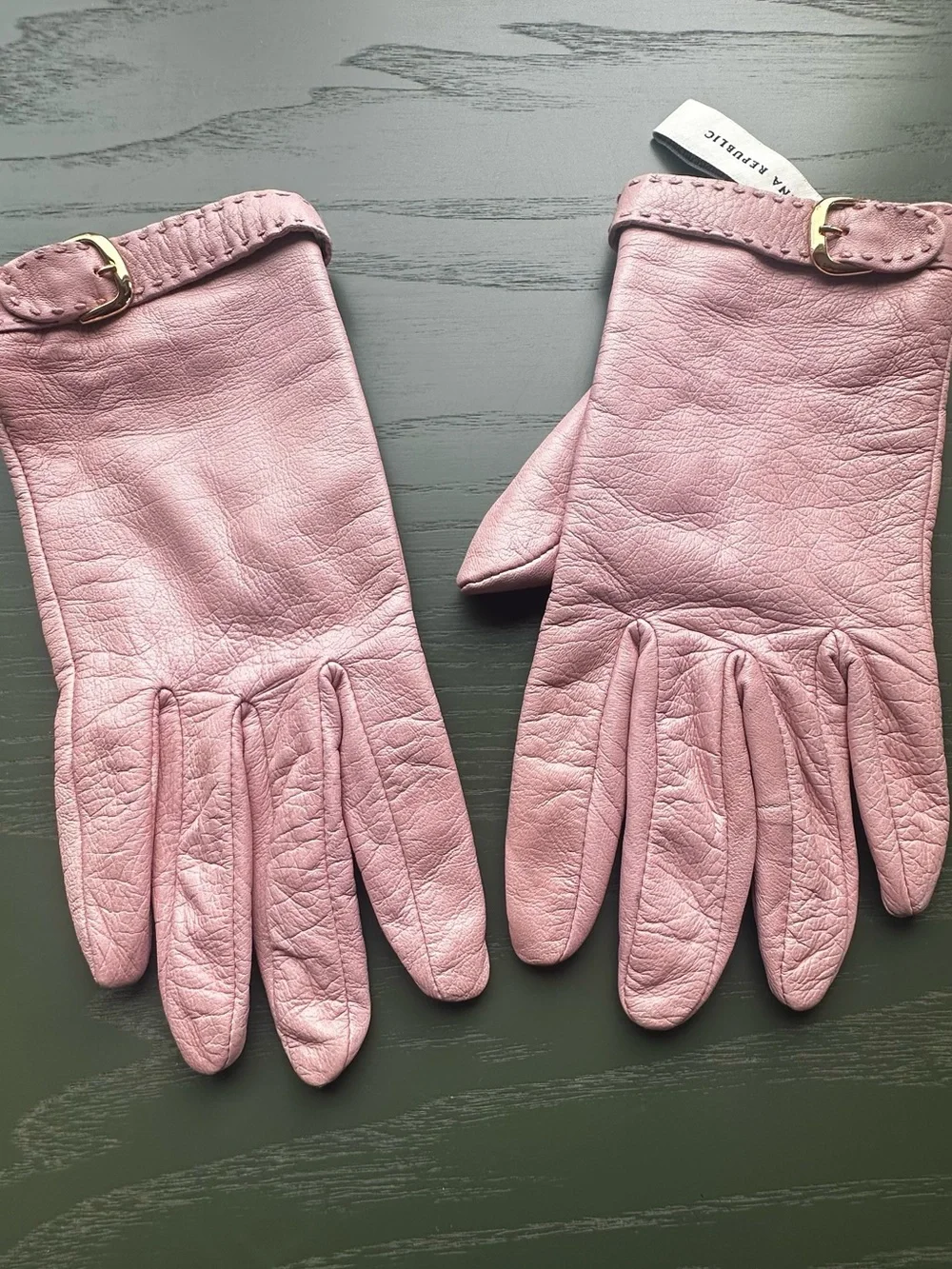 Banana Republic Dusty Pink Leather Buckle Gloves